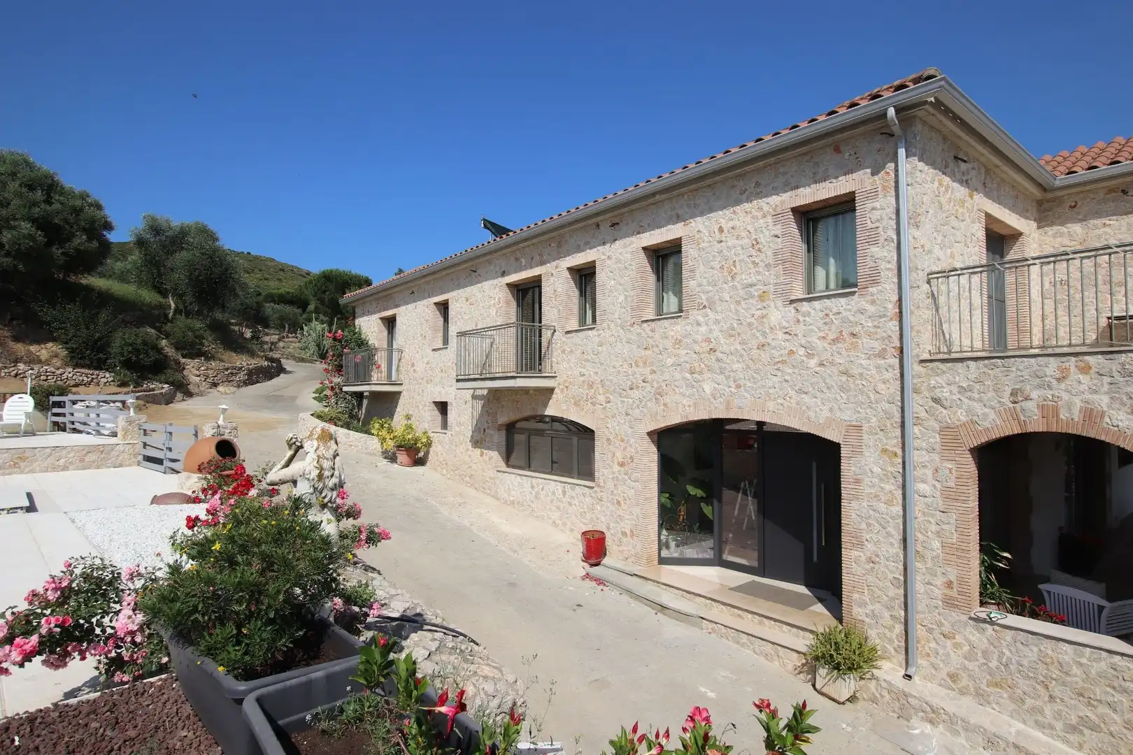 Vista exterior de Casa o chalet en venta en Vilajuïga con Aire acondicionado, Calefacción y Jardín privado