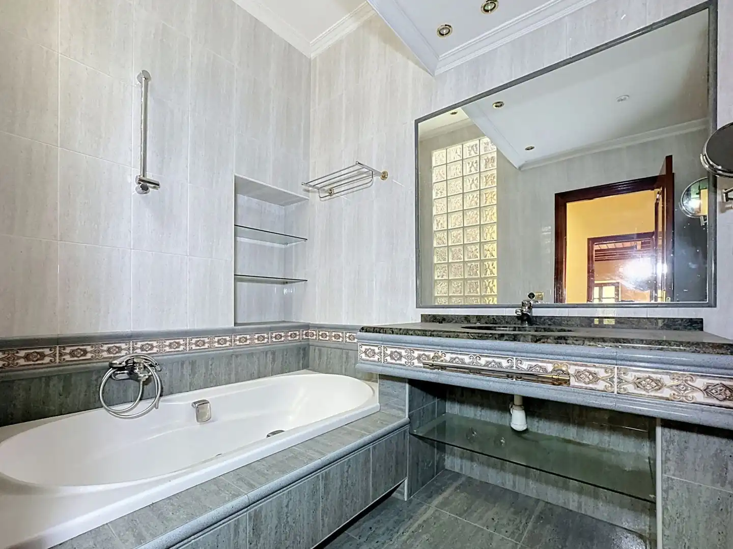 Baño de Dúplex en venta en Aretxabaleta con Calefacción