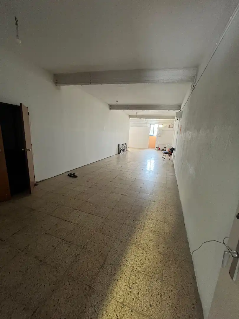 Nau industrial amb ascensor en venda a Montornès del Vallès, imagen 9