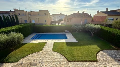 Foto 3 de Casa o xalet en venda a Avenida Cobla Rossinyols, Castelló d'Empúries, Girona