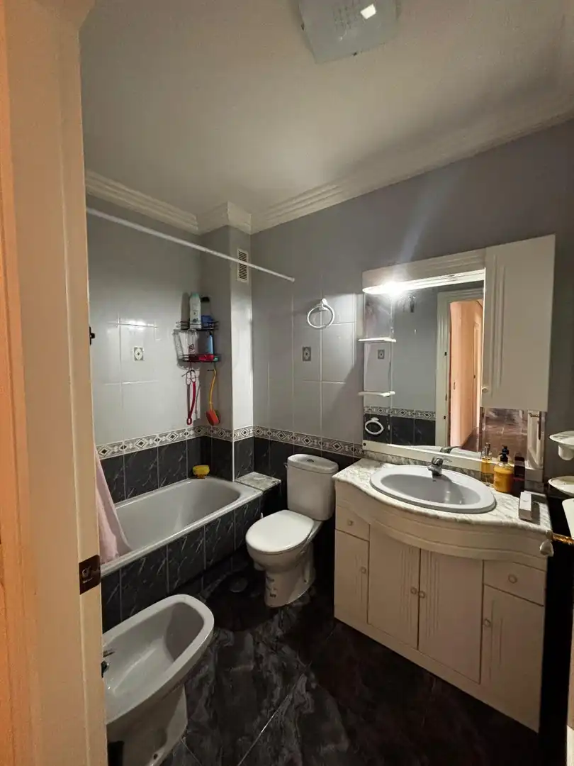 Baño de Piso en venta en San Pedro del Pinatar con Terraza y Amueblado