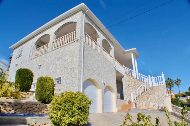 Casa-chalet en Venta en Coloma