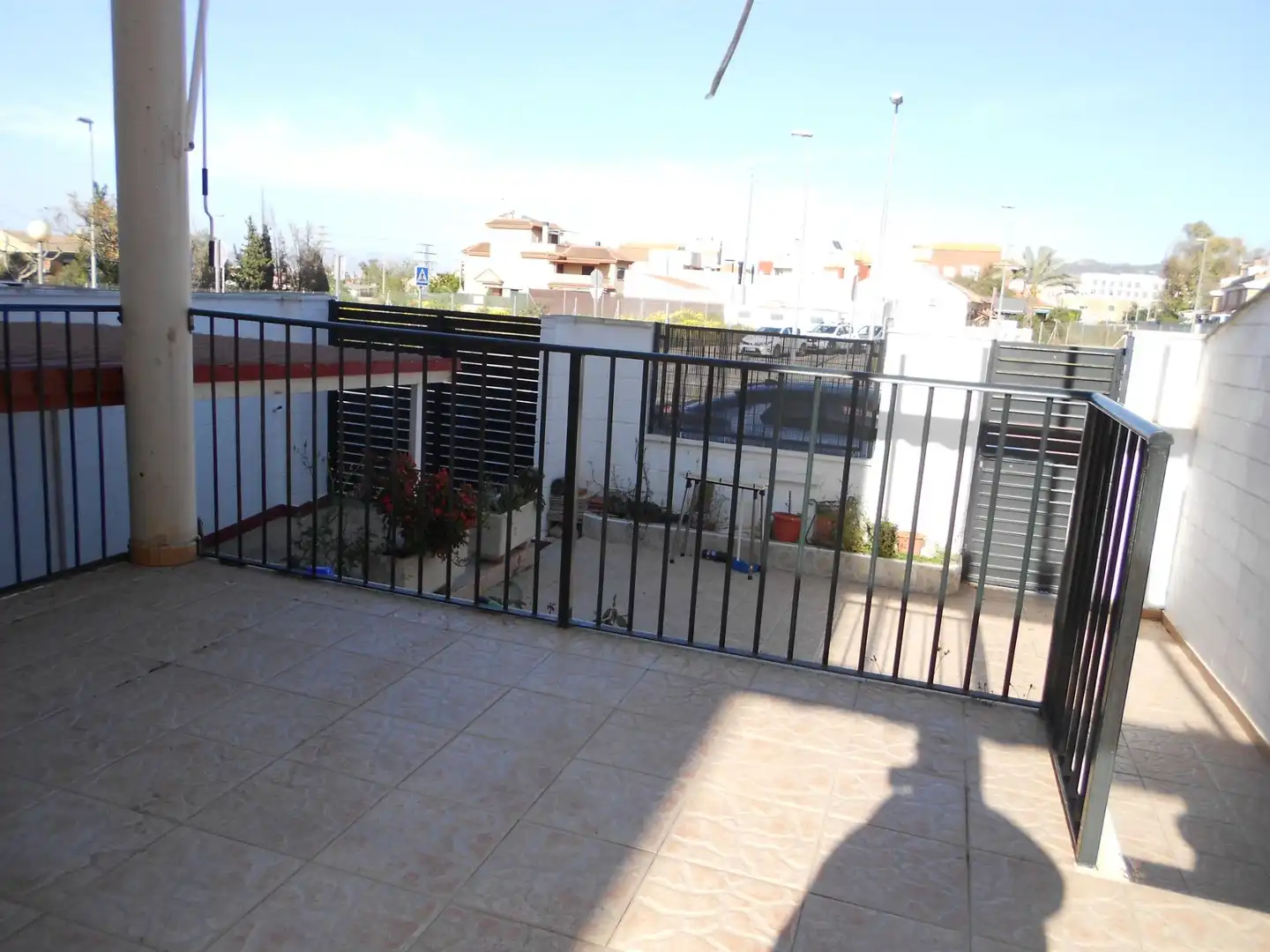 Terrasse von Einfamilien-Reihenhaus zum Verkauf in Murcia mit Klimaanlage, Heizung und Privatgarten