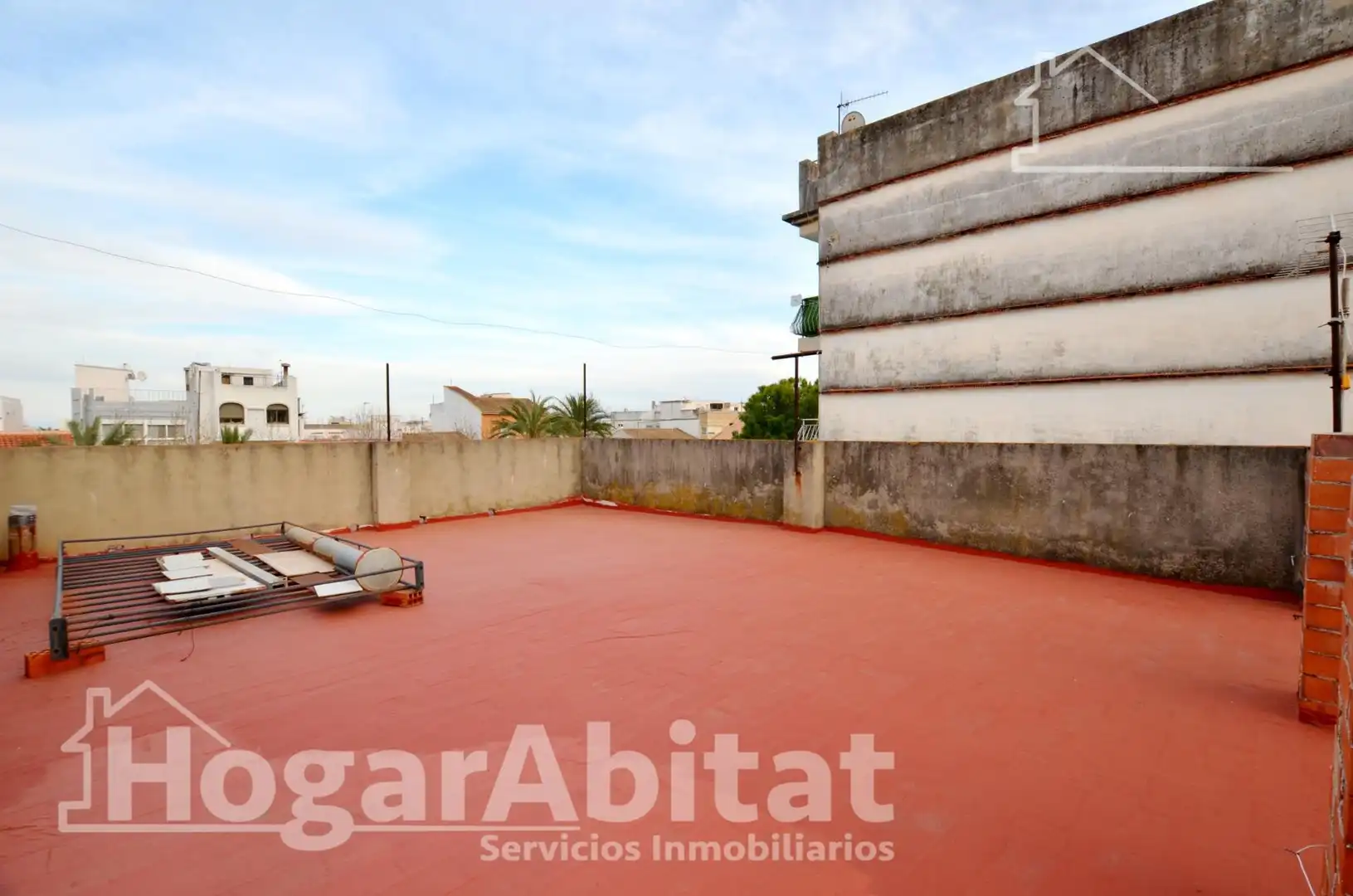 Vista exterior de Casa o xalet en venda en Xeraco amb Terrassa, Traster i Moblat