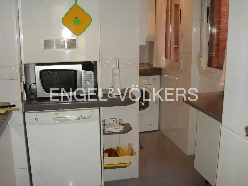 Cocina de Piso en venta en Madrid con Aire acondicionado, Calefacción y Jardín privado