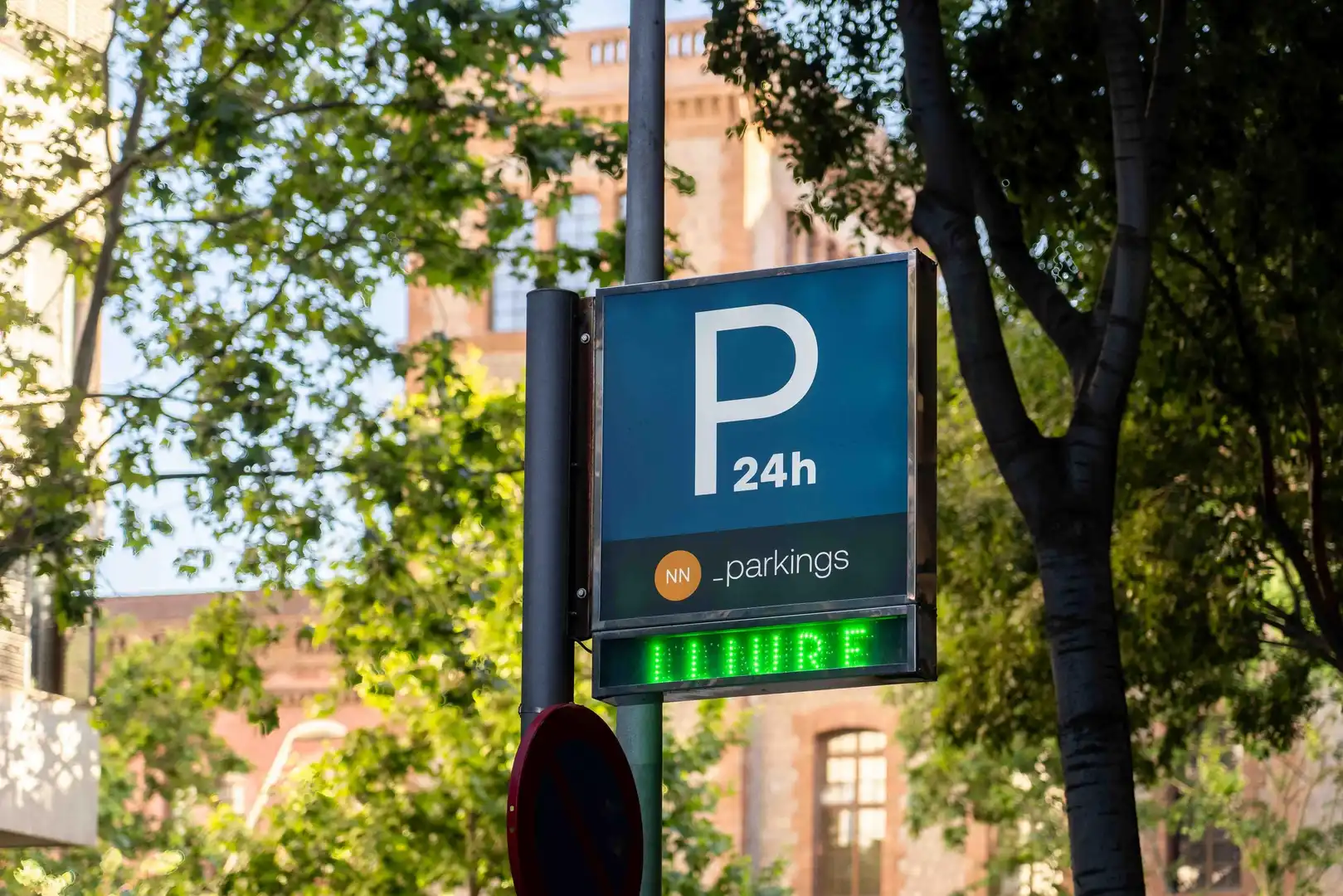 Einzelparkplatz zur Miete in CALLE COMTE URGELL 234 234, imagen 2