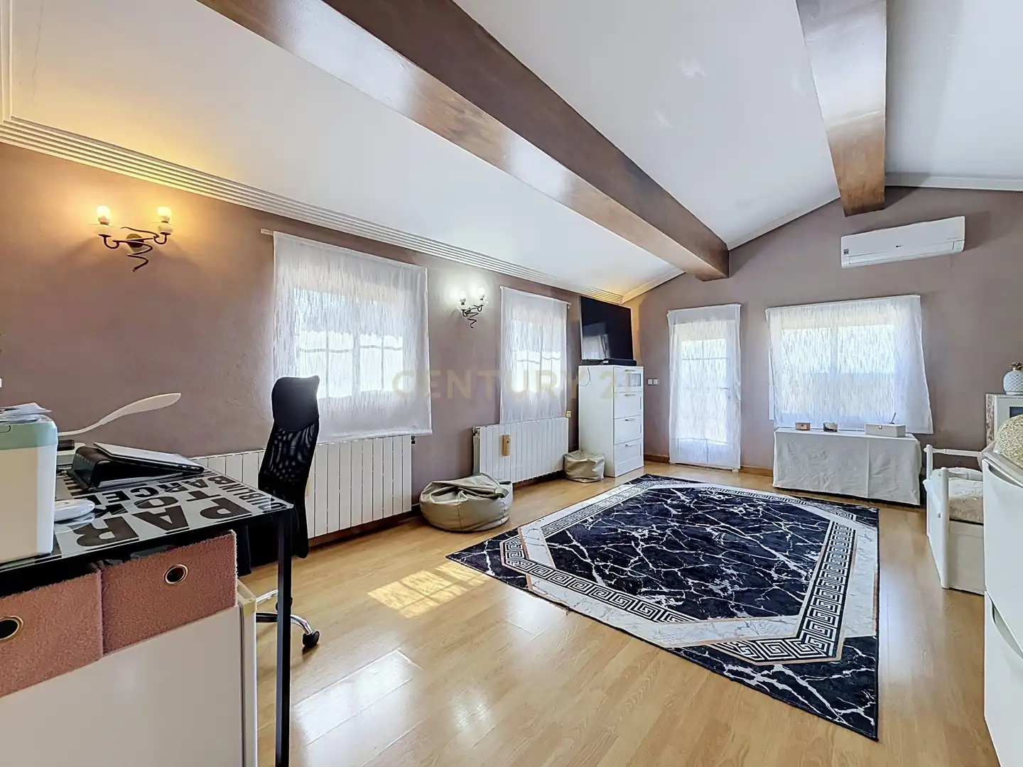 Sala d'estar de Casa o xalet en venda en Torrevieja amb Aire condicionat, Jardí privat i Piscina