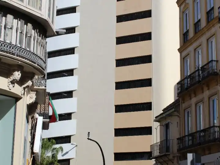 Vista exterior de Garatge en venda en Málaga amb Alarma