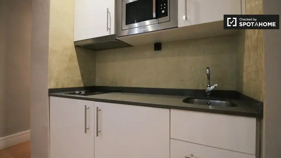 Piso con terraza en alquiler en Ciutat Vella, imagen 8