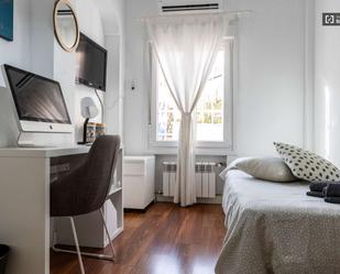 Bedroom of Flat to share in  Madrid Capital  with Air Conditioner and Terrace