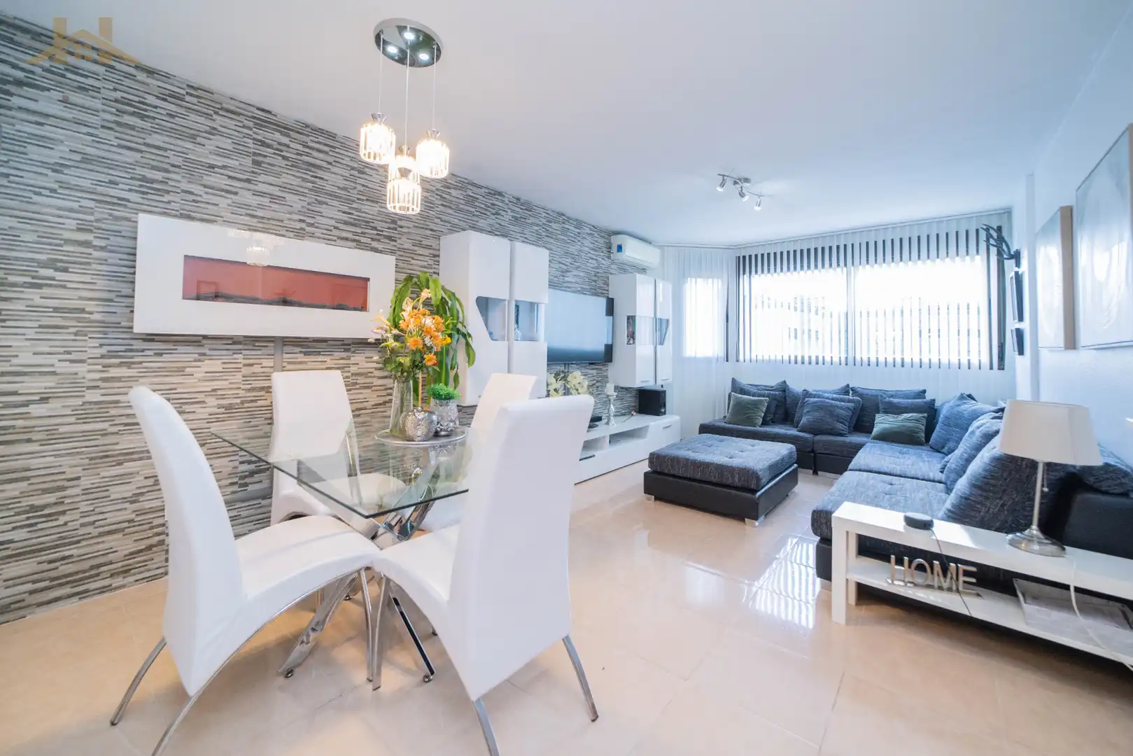 Living room of Flat for sale in Valdemoro  with Air Conditioner, Heating and Storage room