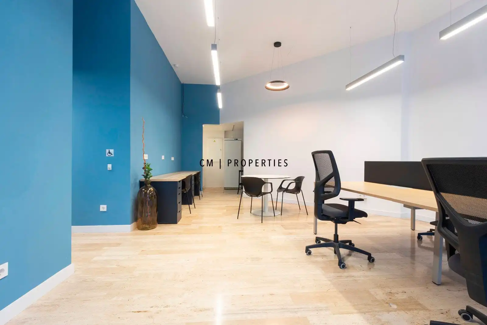 Büro zur Miete in Campos Crespo 16, Safranar