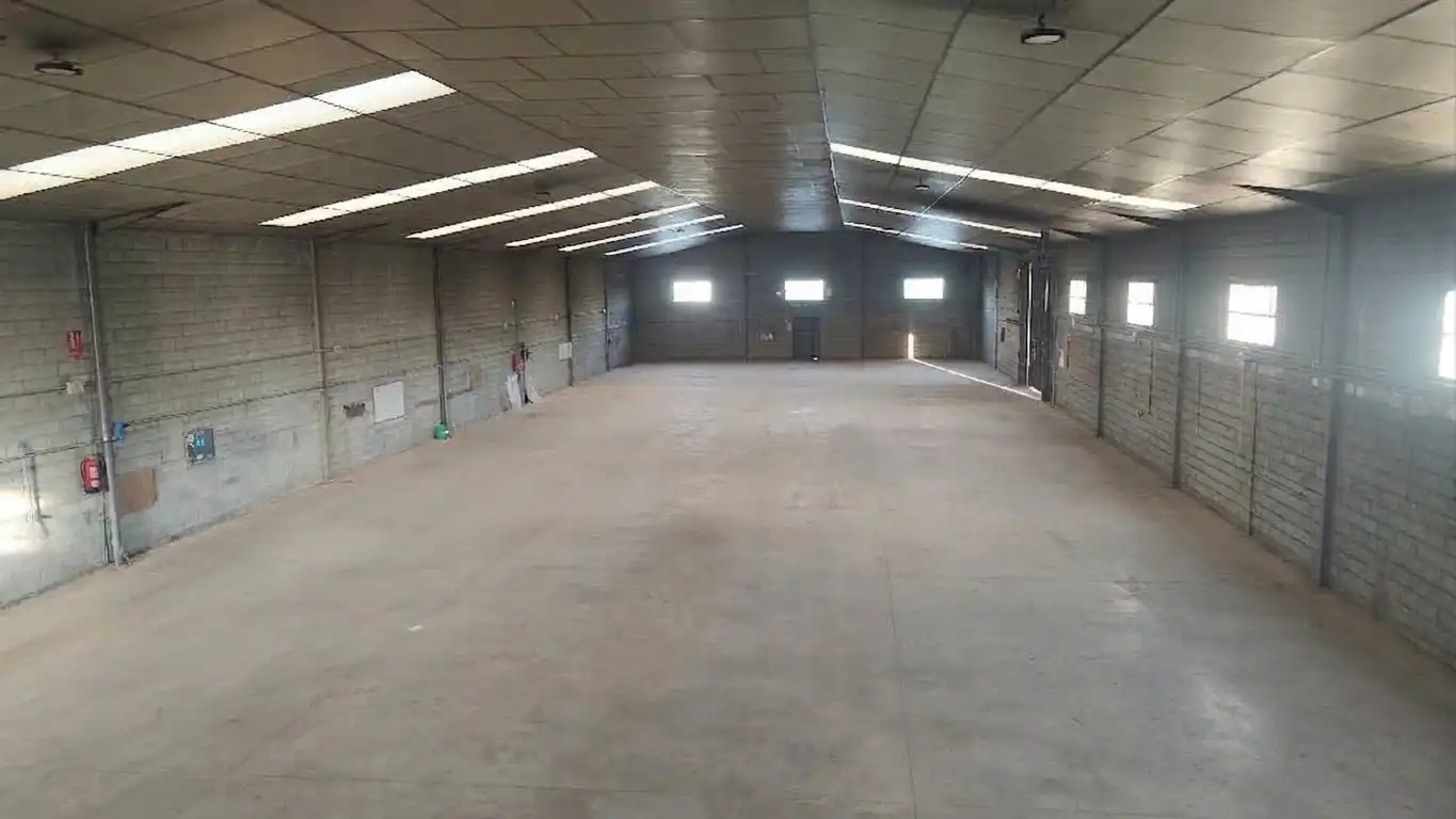 Industrial building for sale in Calle Río Gállego 20, imagen 6