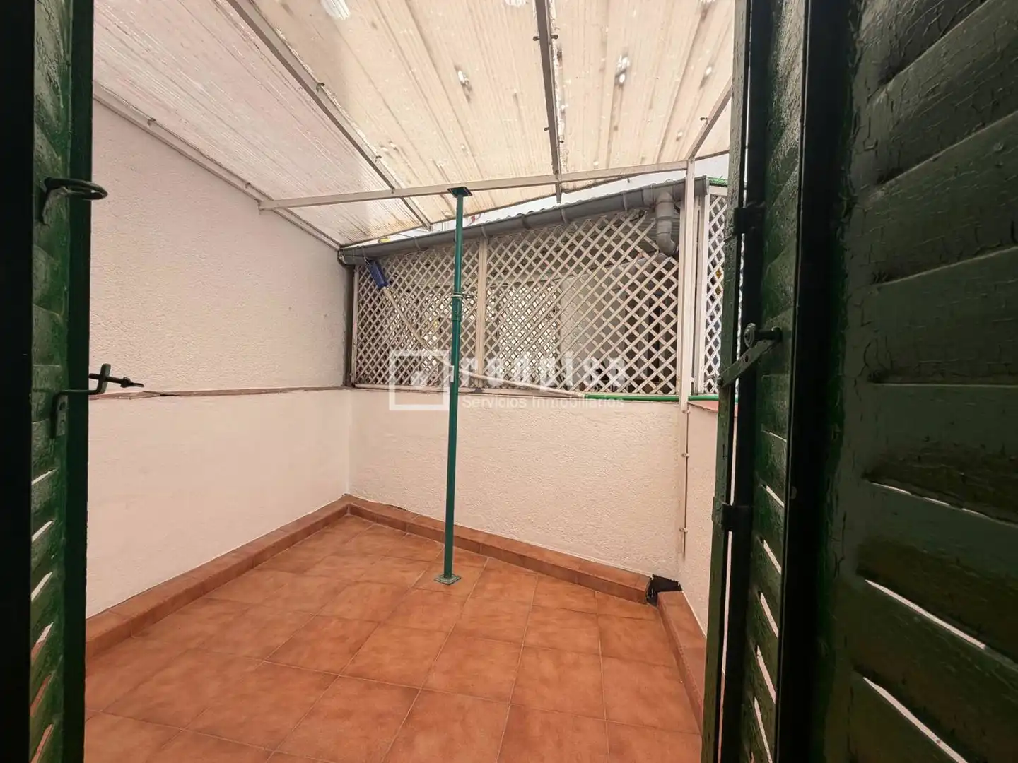 Piso en venta en Madrid con Calefacción y Terraza