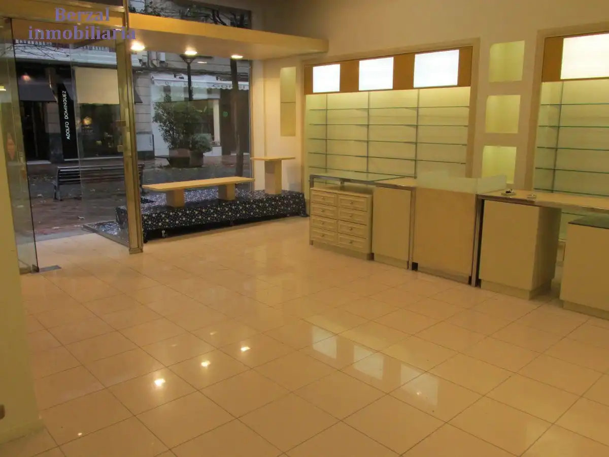 Local comercial en alquiler en Calle Doctores Castroviejo, imagen 7