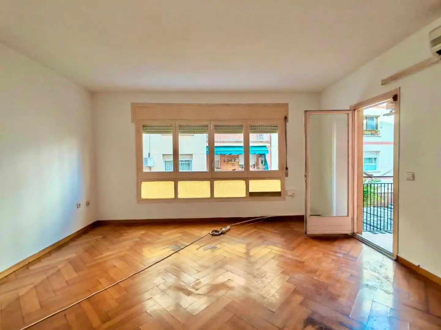 Planta baja en venta en Carrer CATALUNYA, Centre