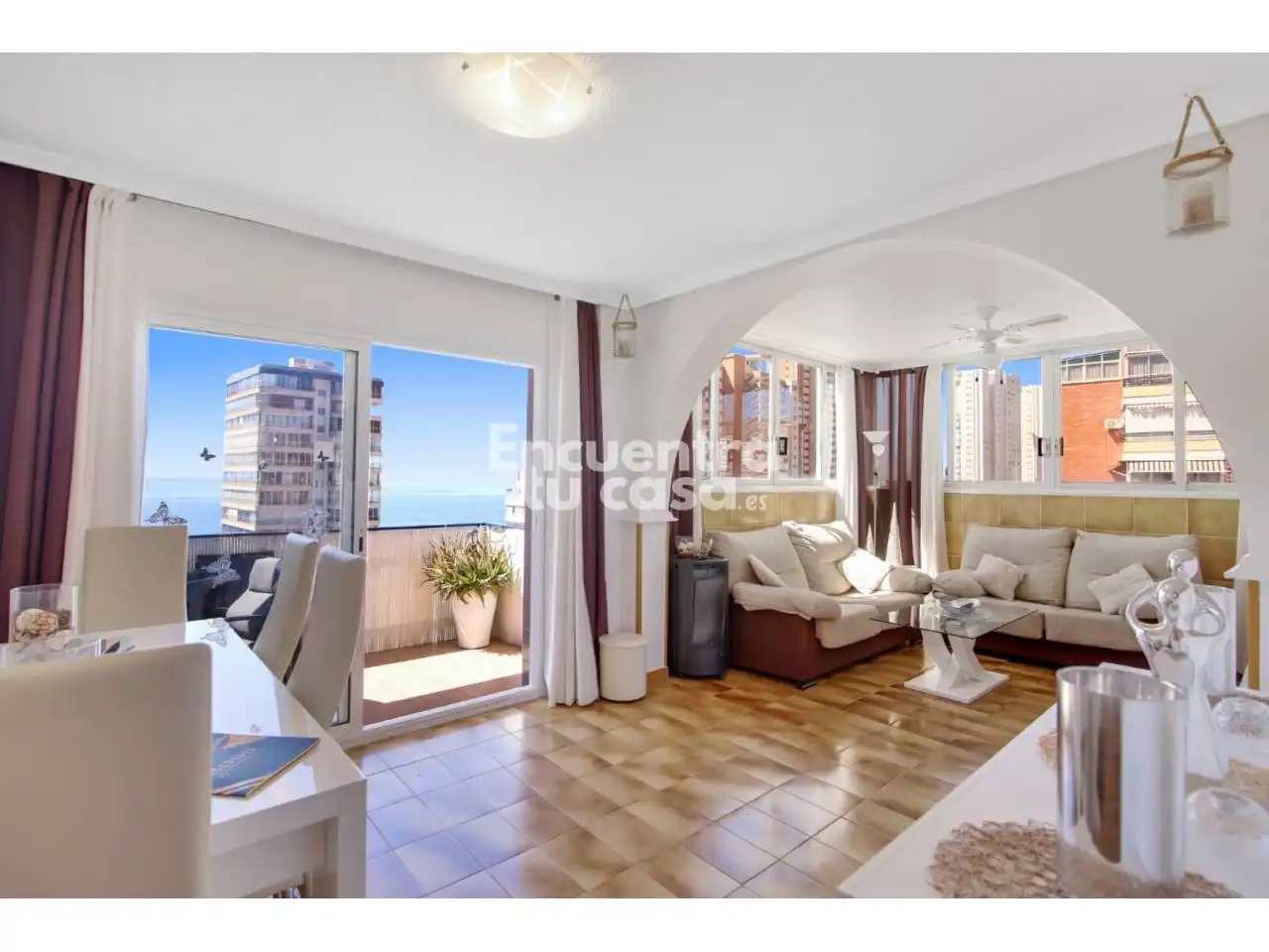 Sala d'estar de Pis en venda en Benidorm amb Terrassa, Balcó i Piscina comunitària