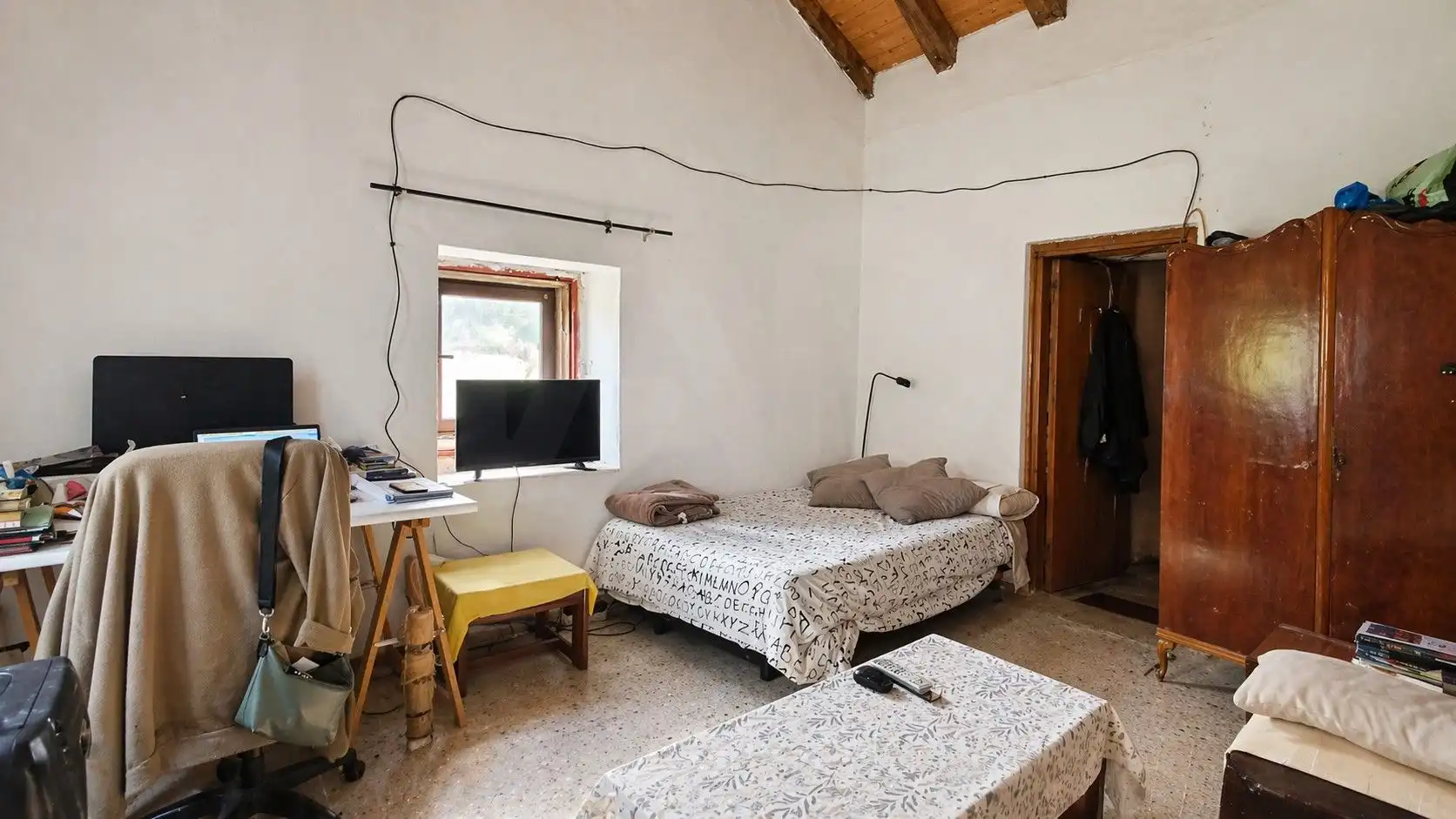 Sala d'estar de Casa adosada en venda en Corvera de Toranzo amb Calefacció i Terrassa