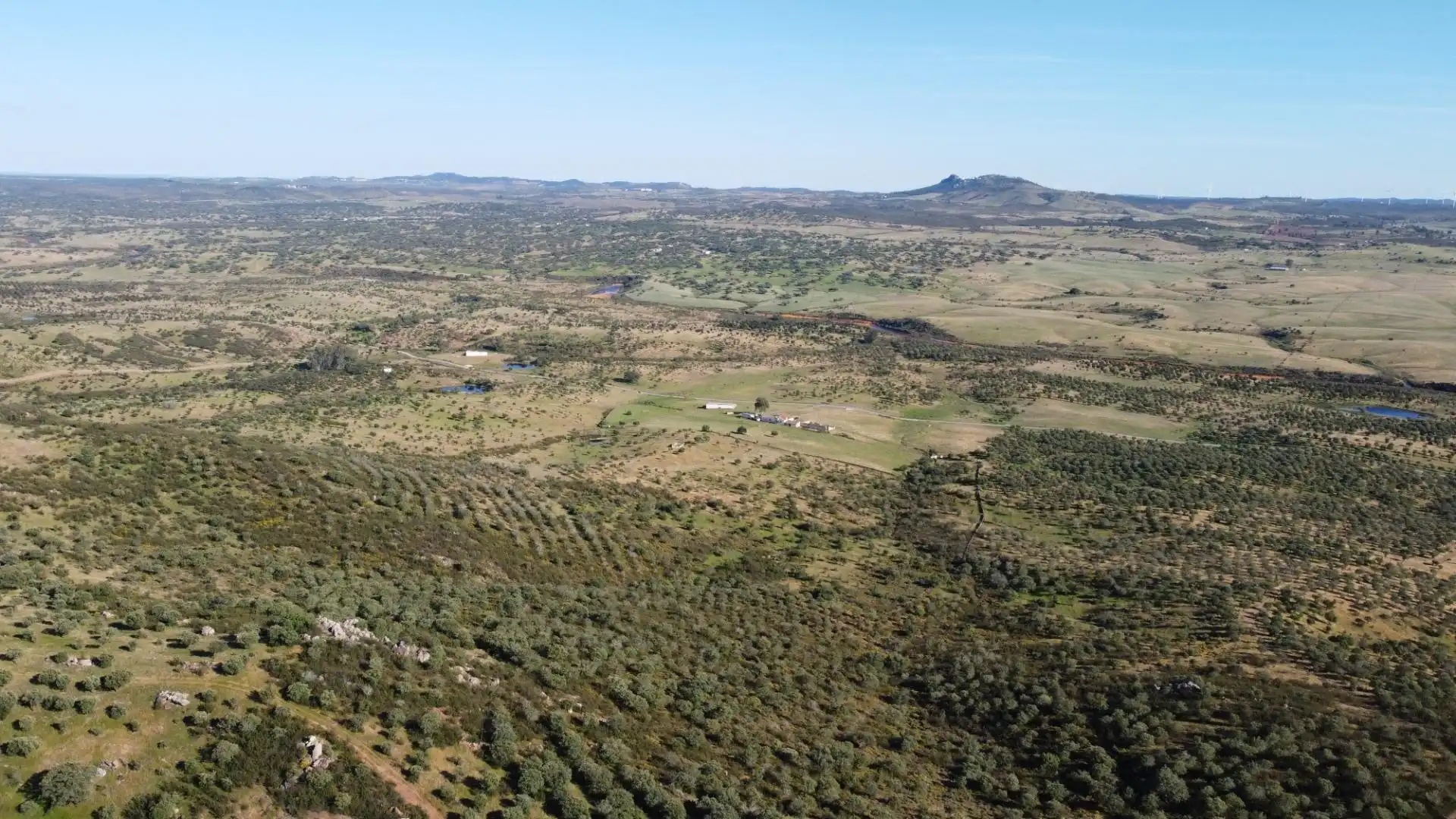 Finca rústica en venda en Puebla de Guzmán amb Jardí privat i Moblat