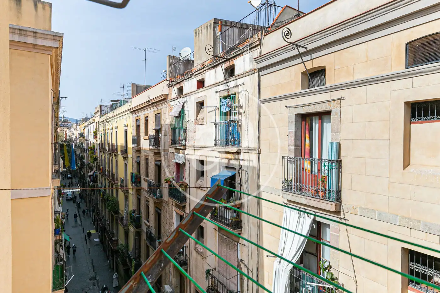 Vista exterior de Piso en venta en Barcelona con Calefacción y Amueblado
