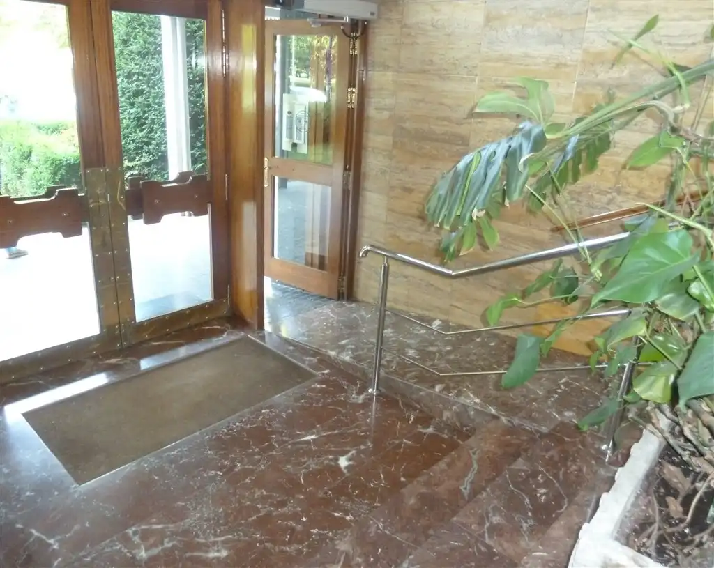 Pis en venda en  Pamplona / Iruña amb Calefacció, Parquet i Terrassa