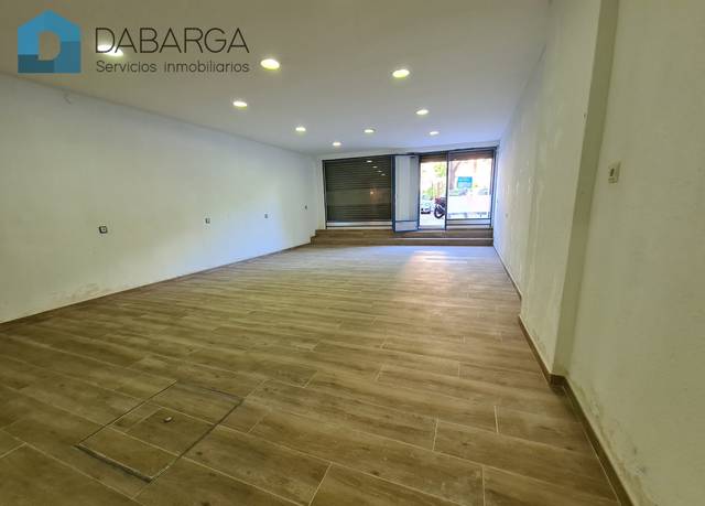 Local comercial en Venta en Ajuntament-Maragall