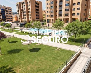 Piscina de Pis de lloguer en Cuenca Capital amb Calefacció, Terrassa i Traster