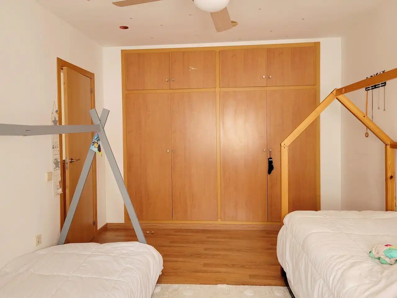 Dormitori de Casa o xalet en venda en Benicasim / Benicàssim amb Aire condicionat, Terrassa i Traster