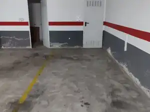 Aparcament amb ascensor en venda a Calle de las Fuentes, imagen 2