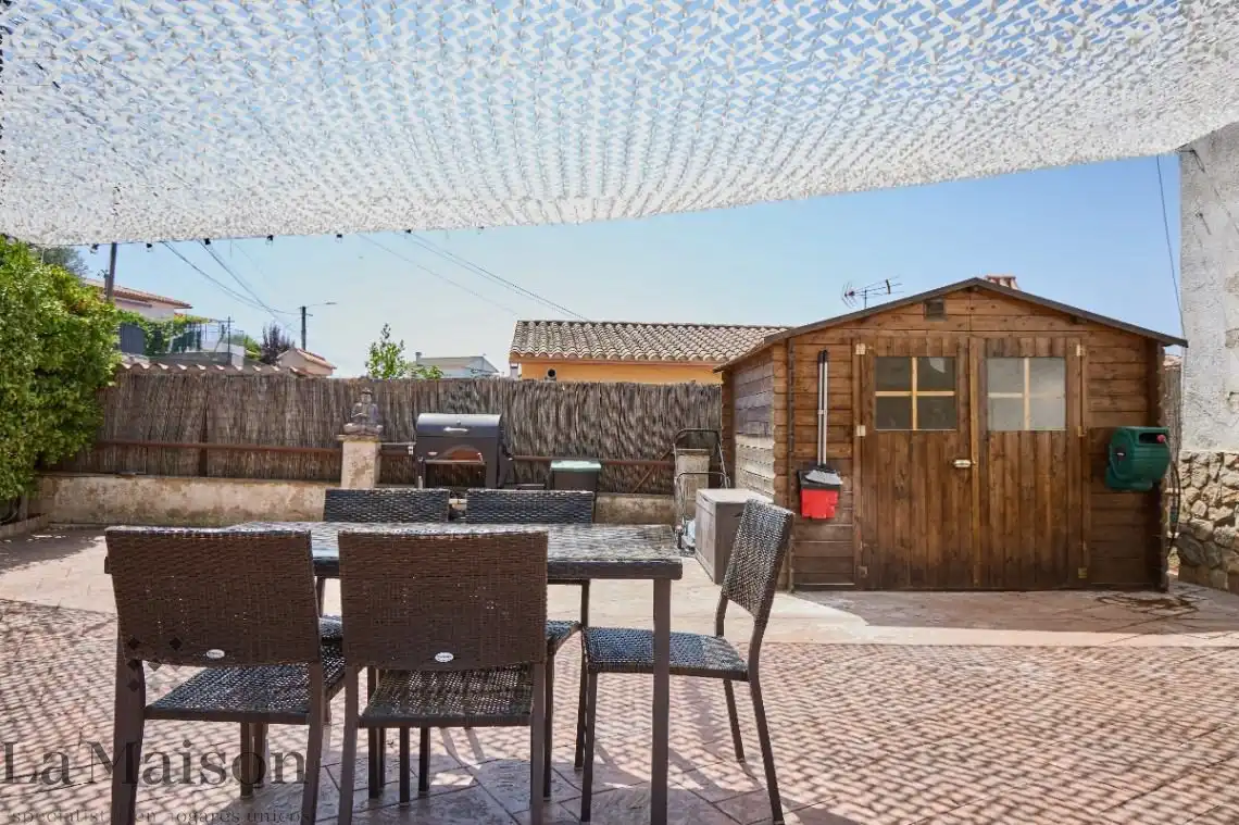Terrassa de Casa o xalet en venda en Dosrius amb Calefacció, Jardí privat i Parquet