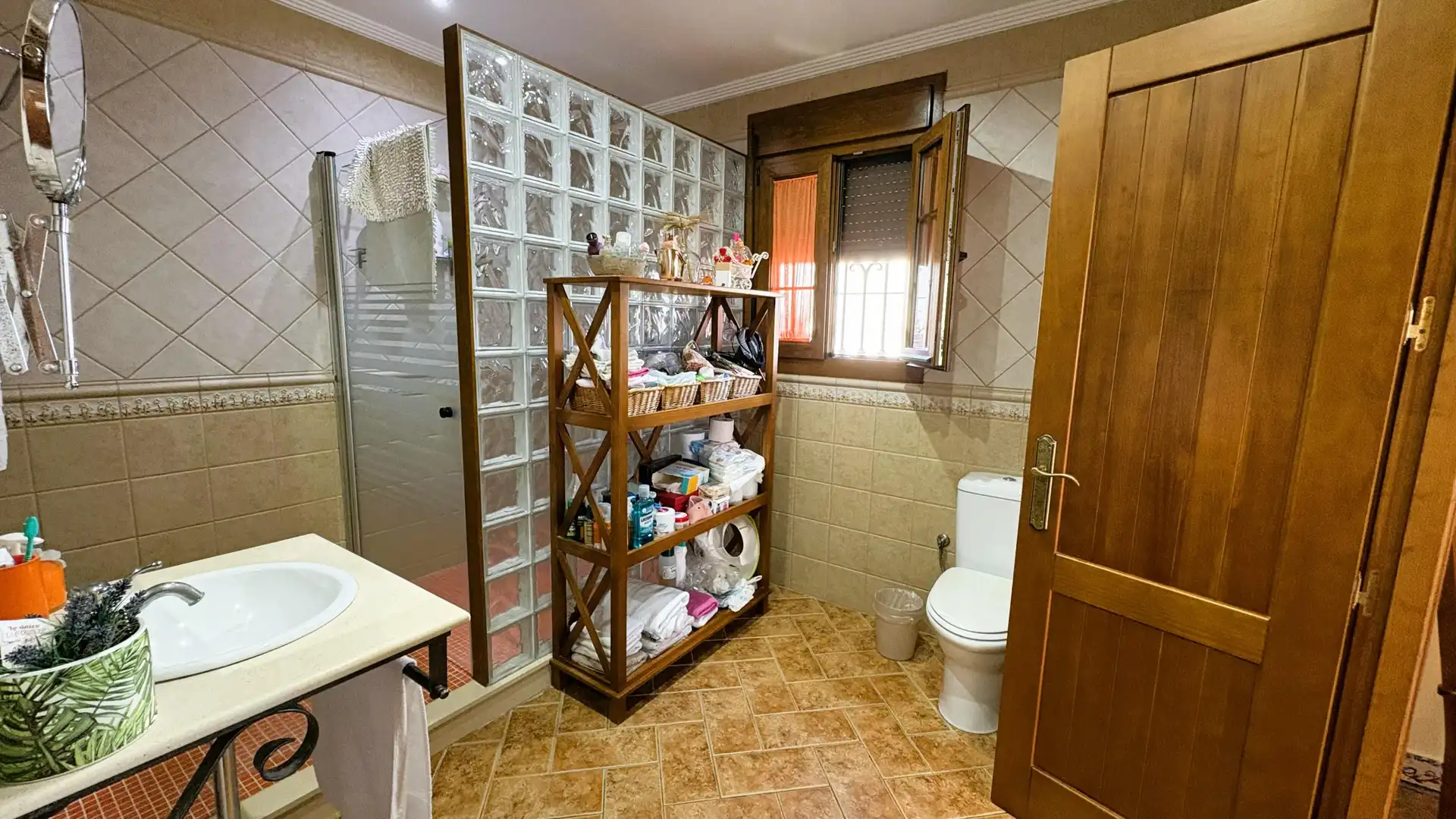 Adossat amb piscina en venda a Calle Presidente Diego Martínez Barrio #9, imagen 14