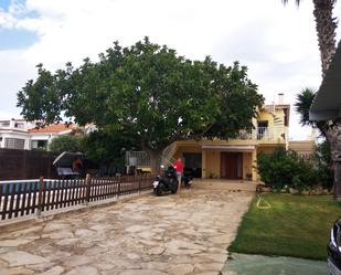 Vista exterior de Casa o xalet en venda en Peñíscola / Peníscola amb Piscina i Balcó