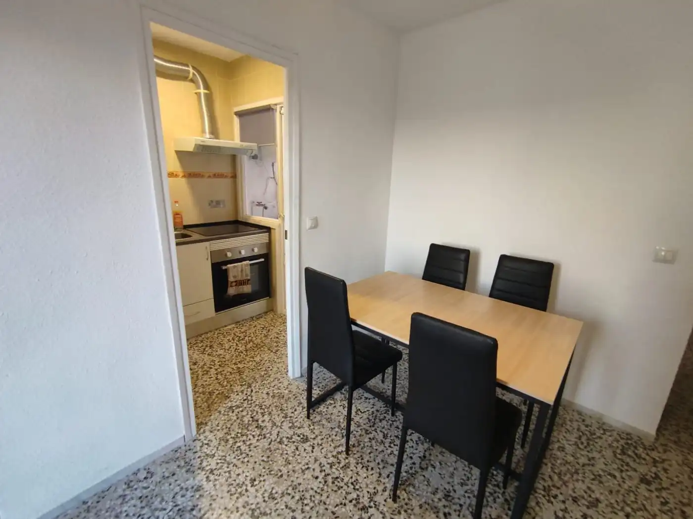 Cuina de Pis de lloguer en Alicante / Alacant amb Aire condicionat, Terrassa i Moblat