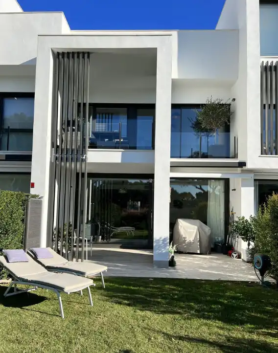 Casa adosada en venda a Mesilla del Diente, Sotogrande Alto