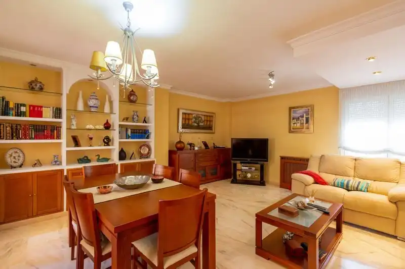 Dining room of Houses for sale in Granada  with Terrace and Balcony