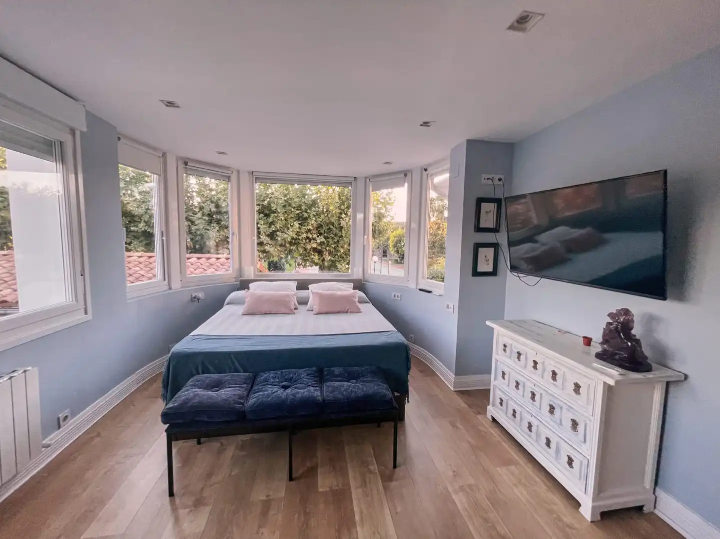 Habitación de Casa o chalet en venta en Albelda de Iregua con Aire acondicionado, Calefacción y Jardín privado