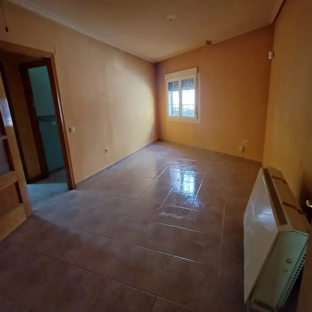 Flat for sale in C/ de San Antonio, imagen 2