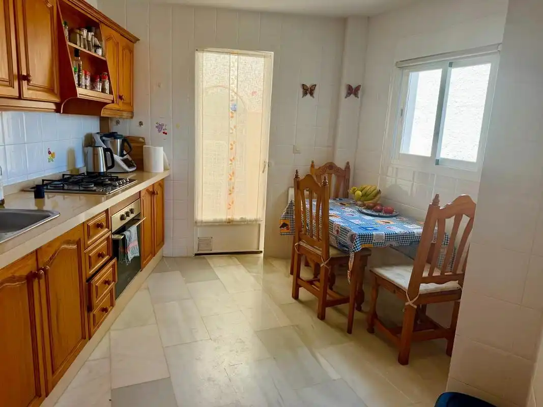 Cocina de Casa o chalet en venta en Almuñécar con Aire acondicionado, Terraza y Piscina