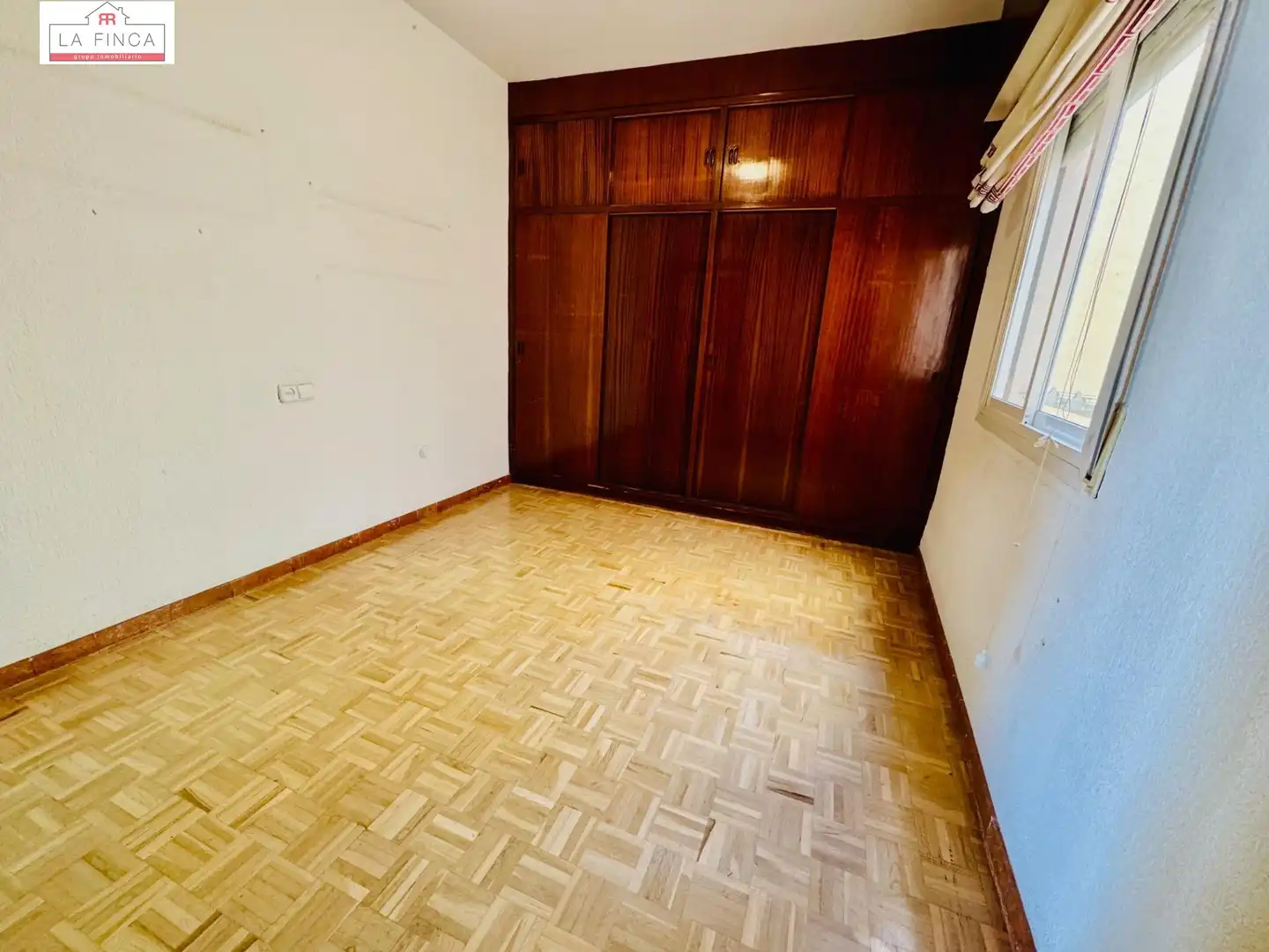 Bedroom of Flat for sale in Málaga  with Air Conditioner and Parquet flooring