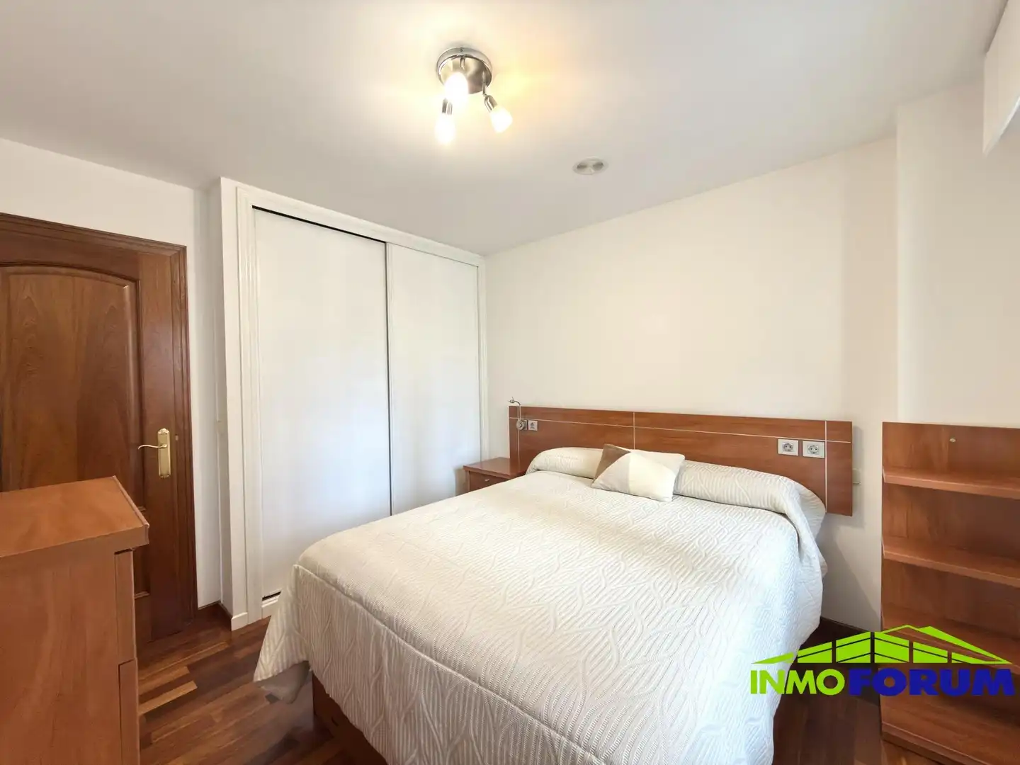 Bedroom of Flat for sale in A Coruña Capital   with Heating and Storage room