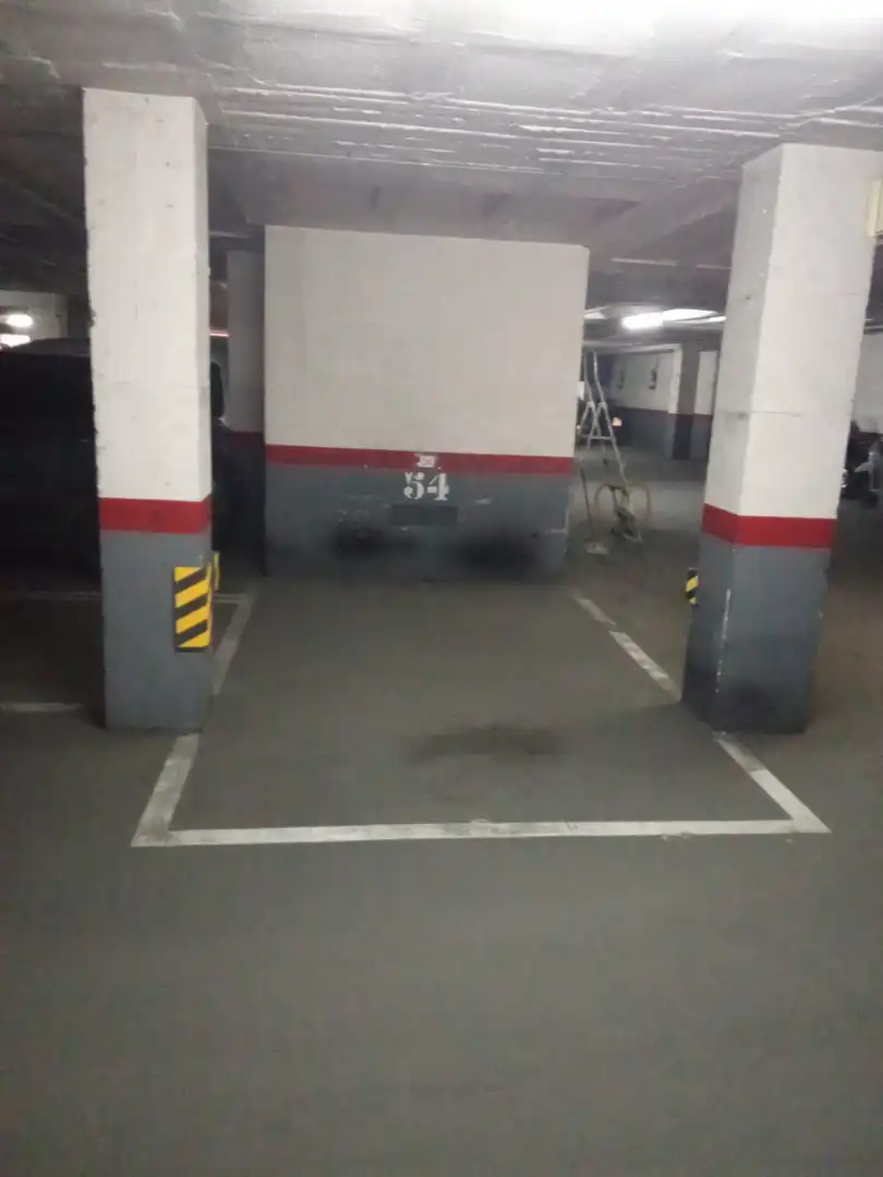 Aparcament de Garatge en venda en Barcelona