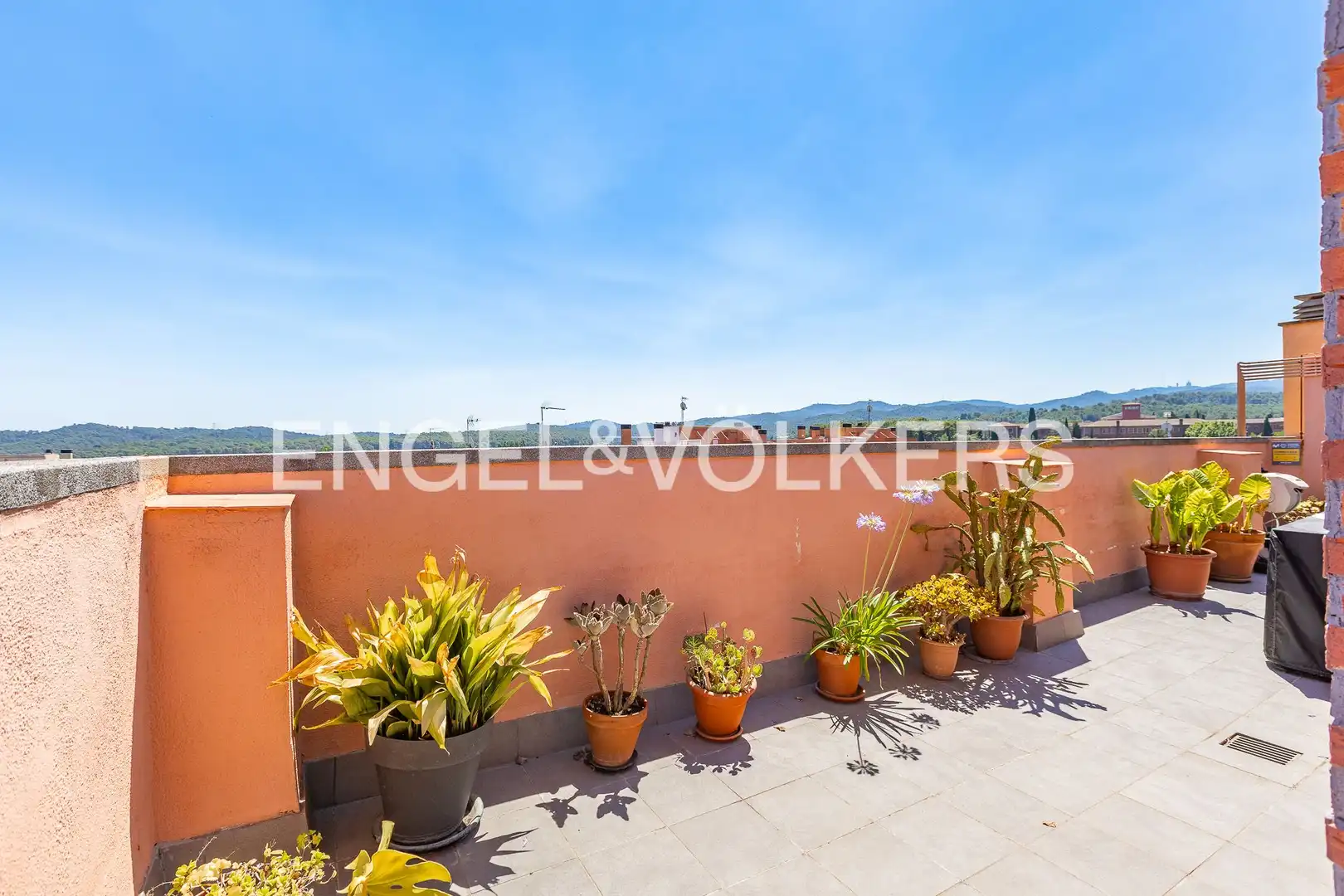 Terrace of Attic for sale in Sant Cugat del Vallès  with Heating, Parquet flooring and Swimming Pool
