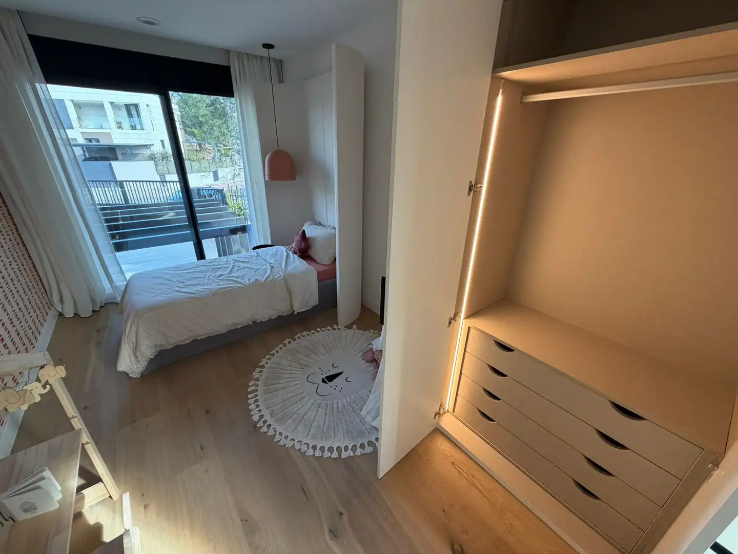 Bedroom of Houses for sale in Torrelodones  with Air Conditioner, Heating and Private garden