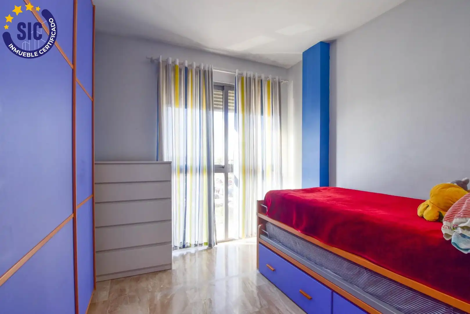 Habitación de Dúplex en venta en Catarroja con Aire acondicionado, Calefacción y Trastero