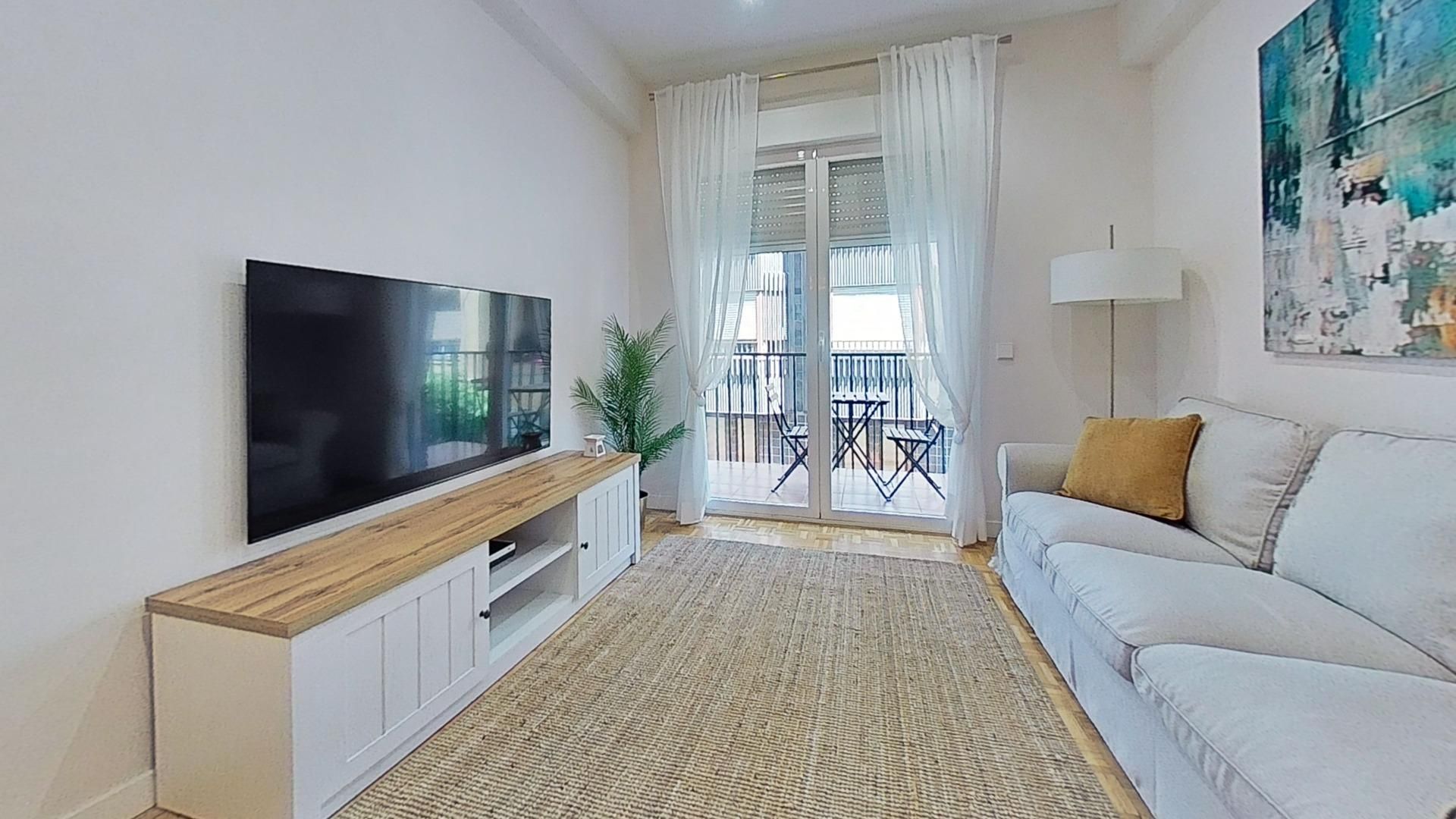 Living room of Flat to rent in  Madrid Capital  with Air Conditioner, Heating and Terrace