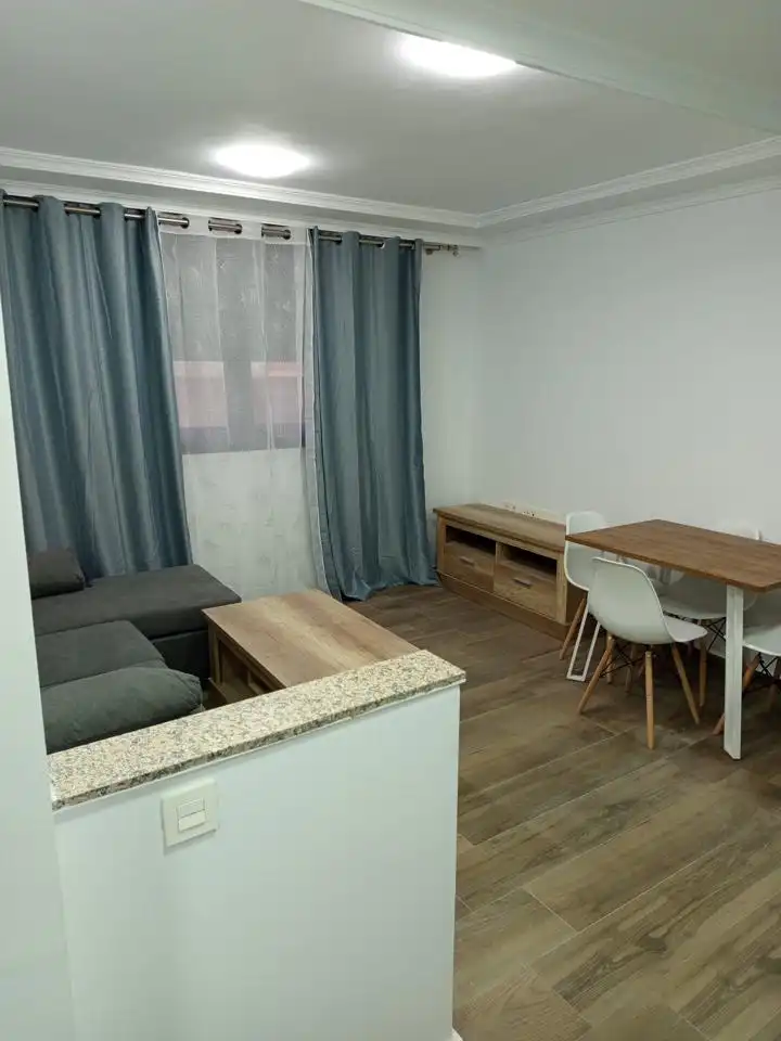 Piso de alquiler en Calvo Sotelo