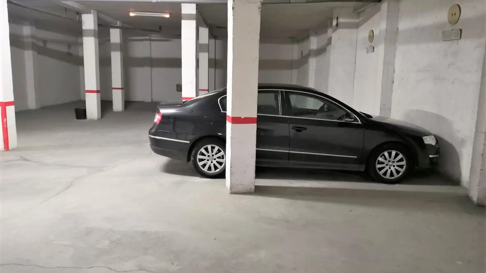 Garage for rent in Julio Burell, 48, Centro ciudad