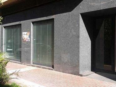 Locale commerciale in vendita a CL BENEDICTO XIII