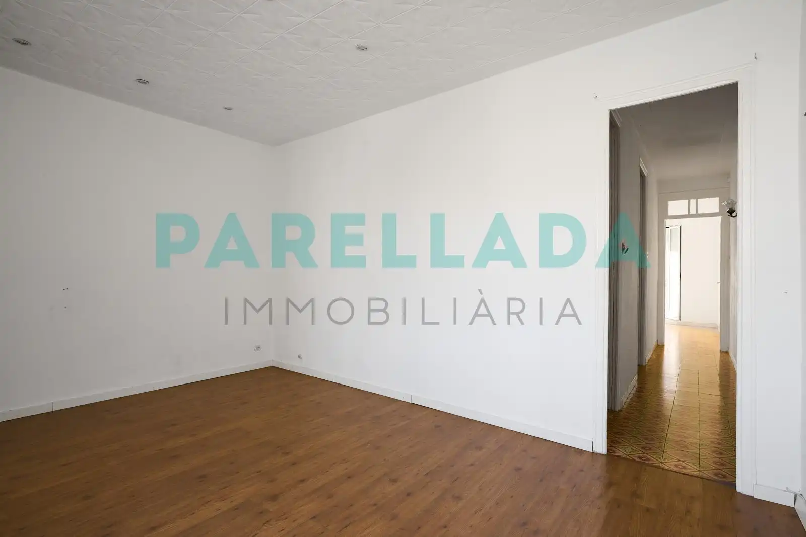 Piso en venta en Badalona con Terraza y Balcón