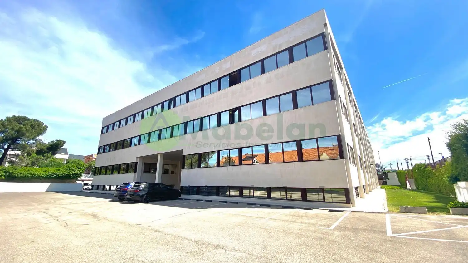Außenansicht von Büro zur Miete in Las Rozas de Madrid mit Heizung